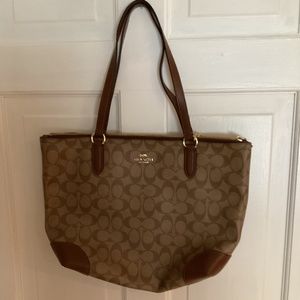 Coach Shoulder Bag